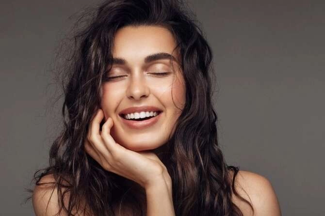 İşte yılın en iddialı saç renkleri, kesimleri ve modelleri