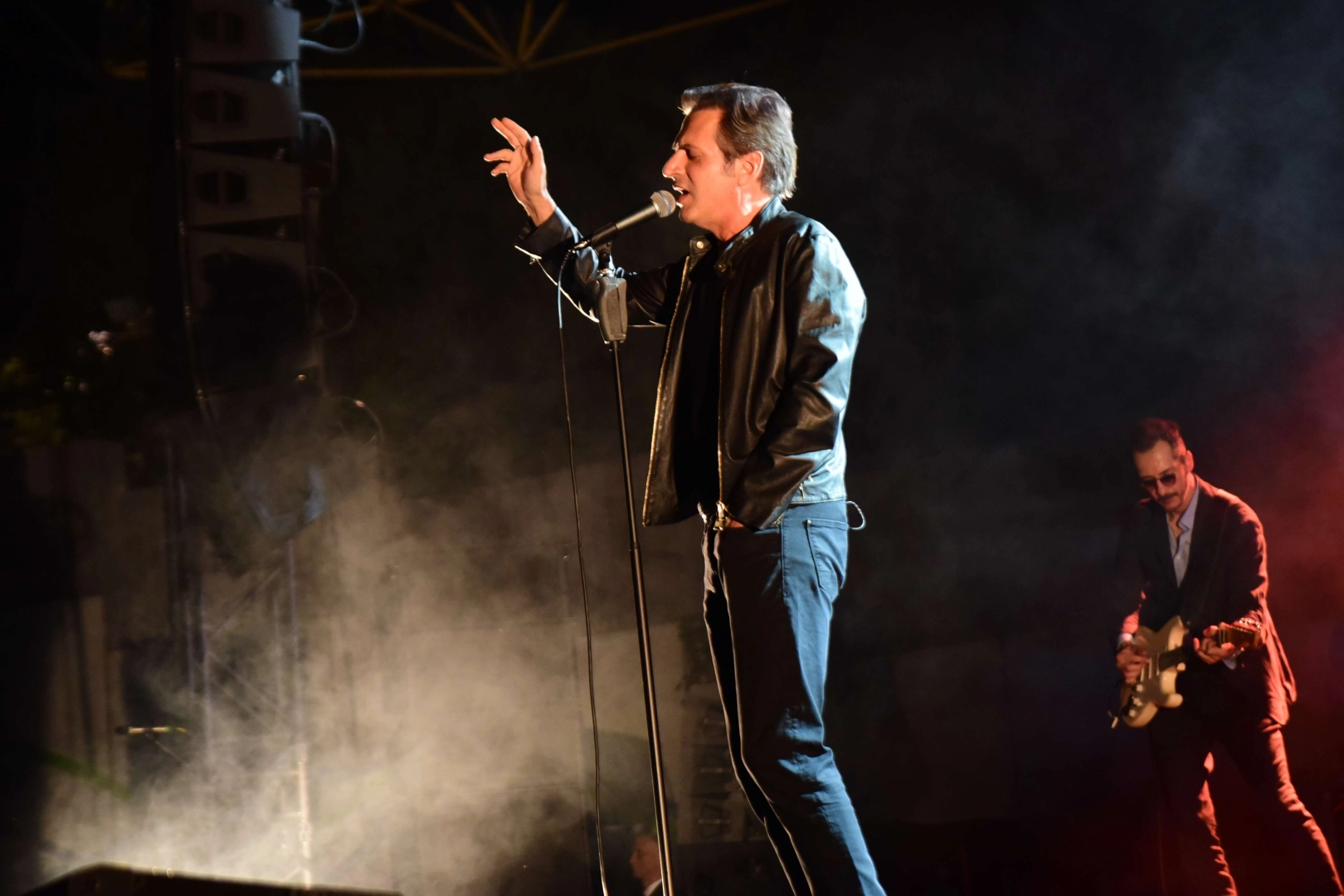 Teoman’dan Bursa'da nostaljik konser!