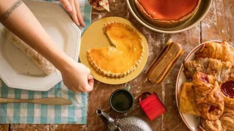 BAĞIŞIKLIK SİSTEMİNİ GÜÇLENDİREN BESİNLERE ÖNEM VERİLMELİ