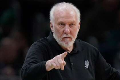 San Antonio Spurs'te mutlu son