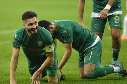 Enver Cenk Şahin'de ayrılıyor