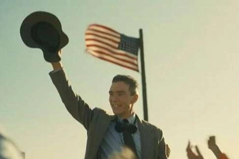 Dikkatli seyirciler Oppenheimer filminde bir hata buldu