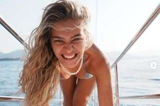 Melisa Döngel Afra Saraçoğlu'na yapılan o yorumu beğenince..