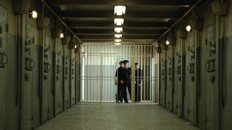 AÇIK CEZAEVLERİNİN ÖZELLİKLERİ NELERDİR?