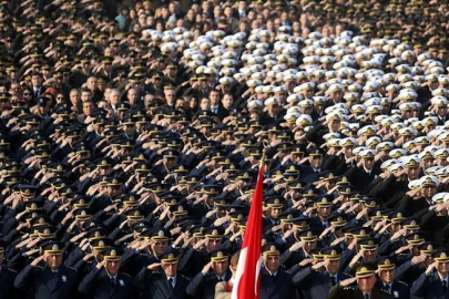 44 general-amiral emekli edildi, kritik yerlere yeni komutanlar atanacak!