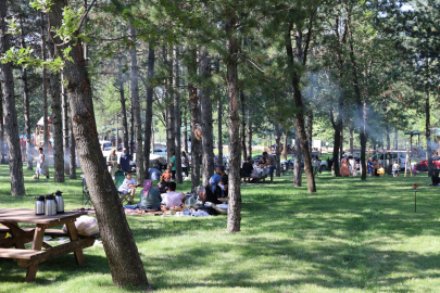Bursa'da Cumalıkızık Orman Parkı'na vatandaşlardan tam not
