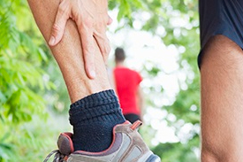 Ayak bileği burkulmasında ne yapılmalı?