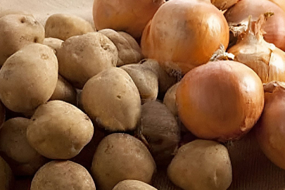 Soğan ve patatesi asla yan yana koymayın!