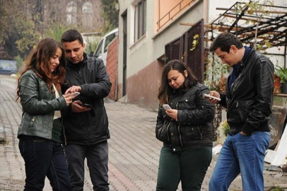 Fiyatı 50 binden 25 bine düşüyor! Telefon, tablet ve bilgisayar için vergi muafiyeti geliyor...