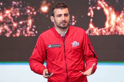 Selçuk Bayraktar'dan USS Gerald R. Ford uçak gemisine ziyaret!