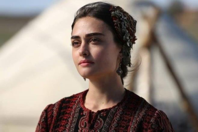 Diriliş Ertuğrul'un Halime Sultan'ı Esra Bilgiç hayranlarını mest etti!