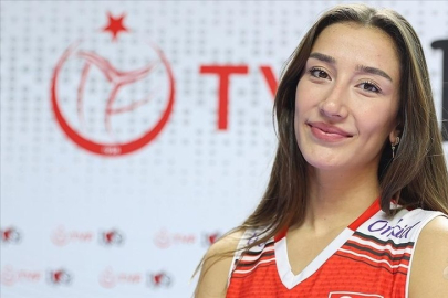 Hande Baladın doğum gününü ünlü isimlerle kutladı!