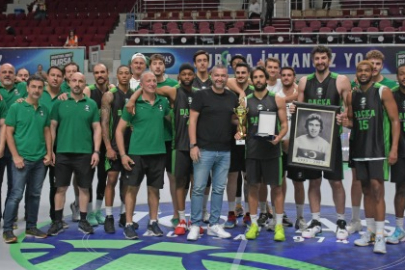 Bursa'da şampiyon Darüşşafaka Lassa