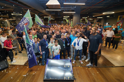 TOFAŞ Basketbol 2023-24 sezonu kadrosu özel bir etkinlikle tanıtıldı