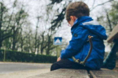 AB'den dikkat çeken rapor! Dört çocuktan biri...