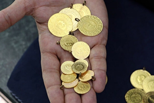 Altın fiyatları için Mart ayından beri ilk kez! 'Gram altın 3-4 aydır uyuyordu, 2024’te 2.500 TL…'