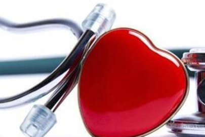 Mide yanması ve hazımsızlık gizli kalp belirtisi