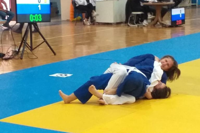 Bursalı judocular madalyaya dolmuyor