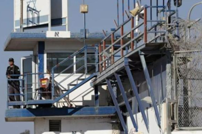 İsrailli asker, Filistinli mahkumla ilişkiye girdi