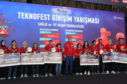 TEKNOFEST'te en iyi ön kuluçka girişimci ödülü Bursa Uludağ Üniversitesi'nin