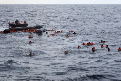 Avrupa Komisyonu yasa dışı göç için 'Çözüm Türkiye'de' dedi