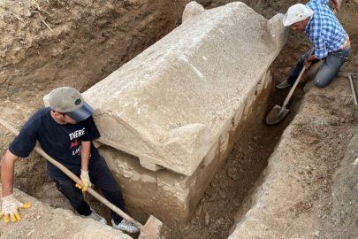 Aydın'da 2 bin yıl öncesine ait lahit bulundu