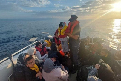Ayvalık açıklarında 49 düzensiz göçmen kurtarıldı