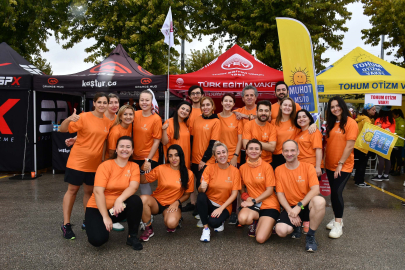 Bursa'da 'Kız çocukları okusun' diye koştular