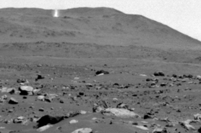 Perseverance görüntüledi: Mars'ta 'toz şeytanı'