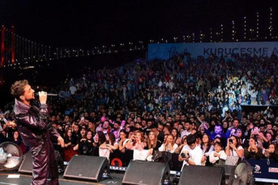 Sefo hayranlarına yağmur engel olamadı