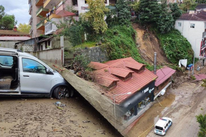 Trabzon'da 19 mahalle kabusu yaşadı! 16 kişi tahliye edildi