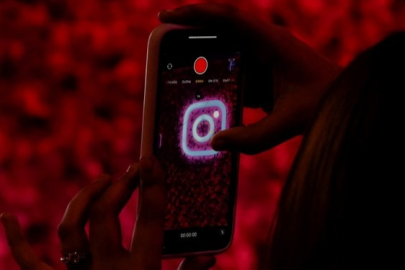 Apple, Instagram'ı işaret etti