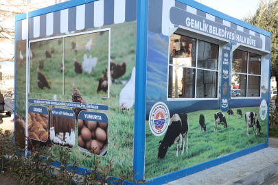 Bursa Gemlik'teki halk büfeler ürünleri sunmaya devam ediyor