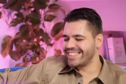 Emir Can İğrek cinsel hayatına dair konuştu! Grup seks düşkünü...