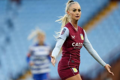 Kadın futbolunun ünlü ismi Alisha Lehmann ahlaksız teklif aldığını açıkladı!
