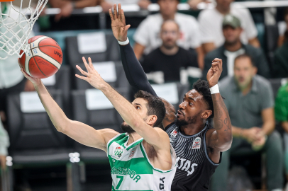 Potanın Timsahları İspanya deplasmanında