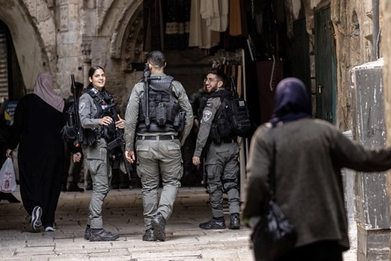 İsrail'den cuma namazı öncesi yoğun güvenlik önlemleri