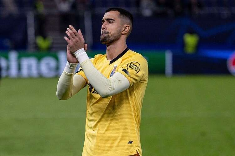 1-Diogo Costa