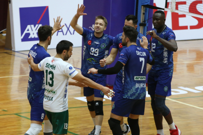 Bursa Büyükşehir Belediyespor 2'de 2 yaptı!