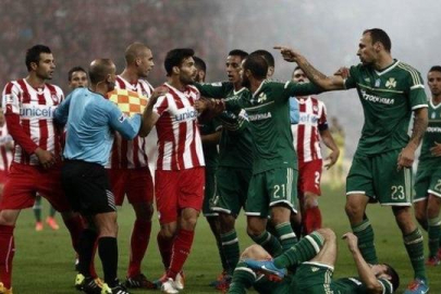 Olympiakos ile Panathinaikos maçında ortalık karıştı