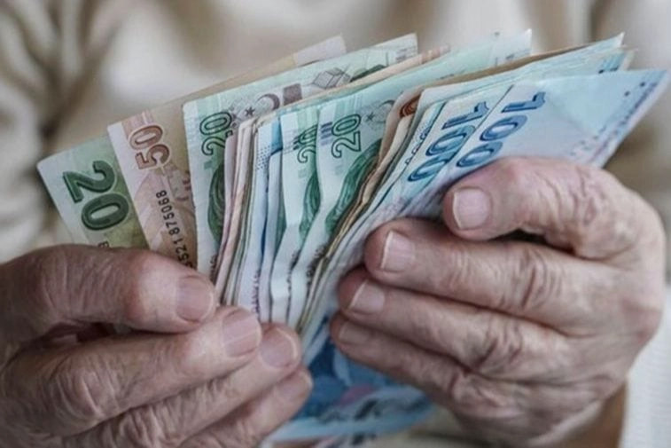 Emeklilere 5000 TL ikramiye ne zaman ödenecek?