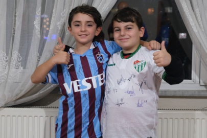 Bursaspor, Yusuf Emir Bolat'ı ziyaret etti