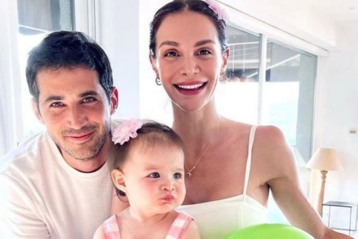 Eski Hepsi grubu şarkıcısı Cemre Kemer ikinci çocuğuna hamile