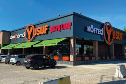 Bursa'nın ünlü restorantı Köfteci Yusuf’a Coca Cola tepkisi: Orada ne işi var?