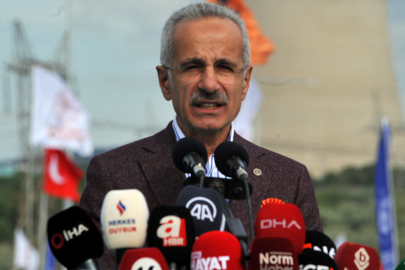 Bakan Uraloğlu Bursa'da konuştu: Hayata geçirdiğimiz her yeni yol ile ticaret ve turizmi canlandırdık