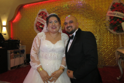 AS TV'nin mutlu günü: Emir Burak Dinçerler Yasemin Suluova dünyaevine girdi