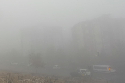 Malatya'da sis: Görüş mesafesi 50 metreye düştü