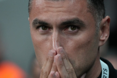 Beşiktaş'tan ayrılan Burak Yılmaz'ın yeni adresi belli olmak üzere!