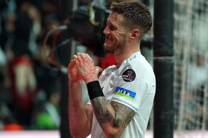 Galatasaray, Beşiktaş'ın eski golcüsü Weghorst'u kadrosuna katmaya yakın!