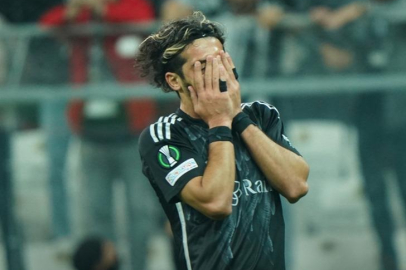 Tayfur Bingöl ile Beşiktaşlı taraftar arasında yaşanan konuşma sosyal medyada gündem oldu